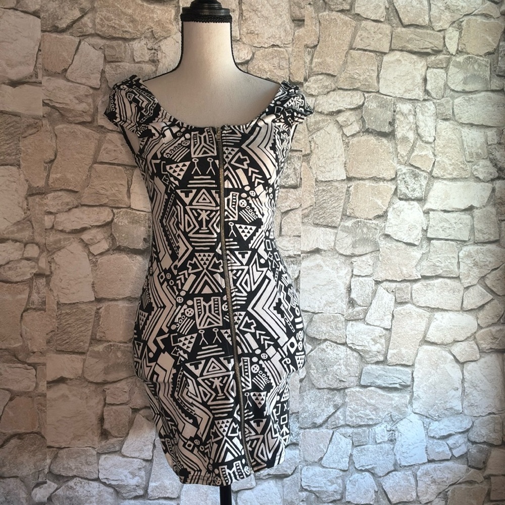 Divided Black and White Bodycon Mini Dress Scoop Neck